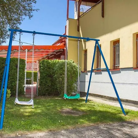 In 40858 Balatonmáriafürdő